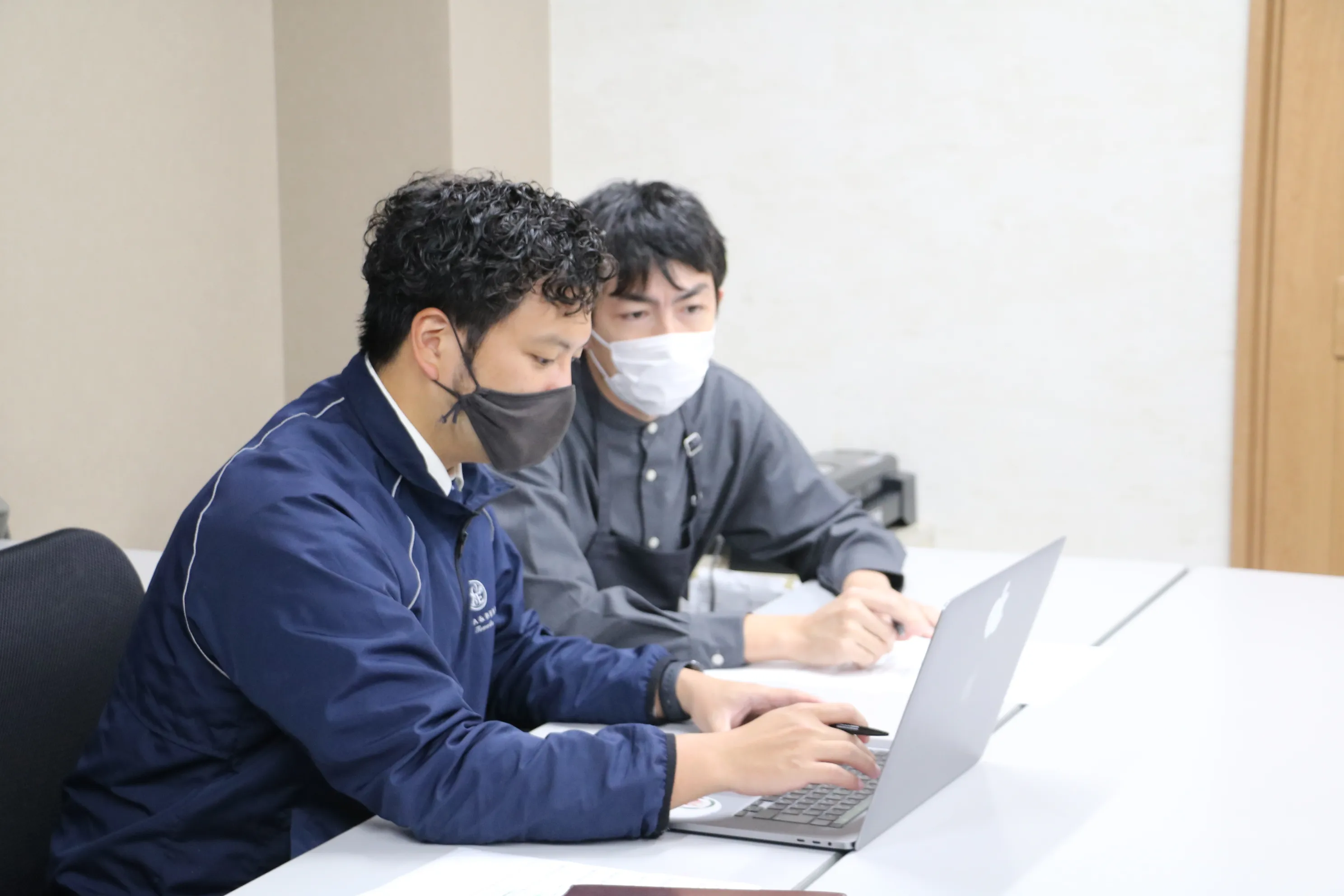 園内のデジタルマップ化とともに、デジタルスタンプラリーシステムの比較検討も開始